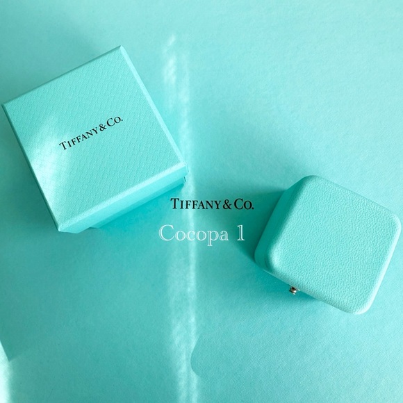 ❤️ Tiffany & Co.❤️ Ring Box 🤍 - Picture 3 of 7